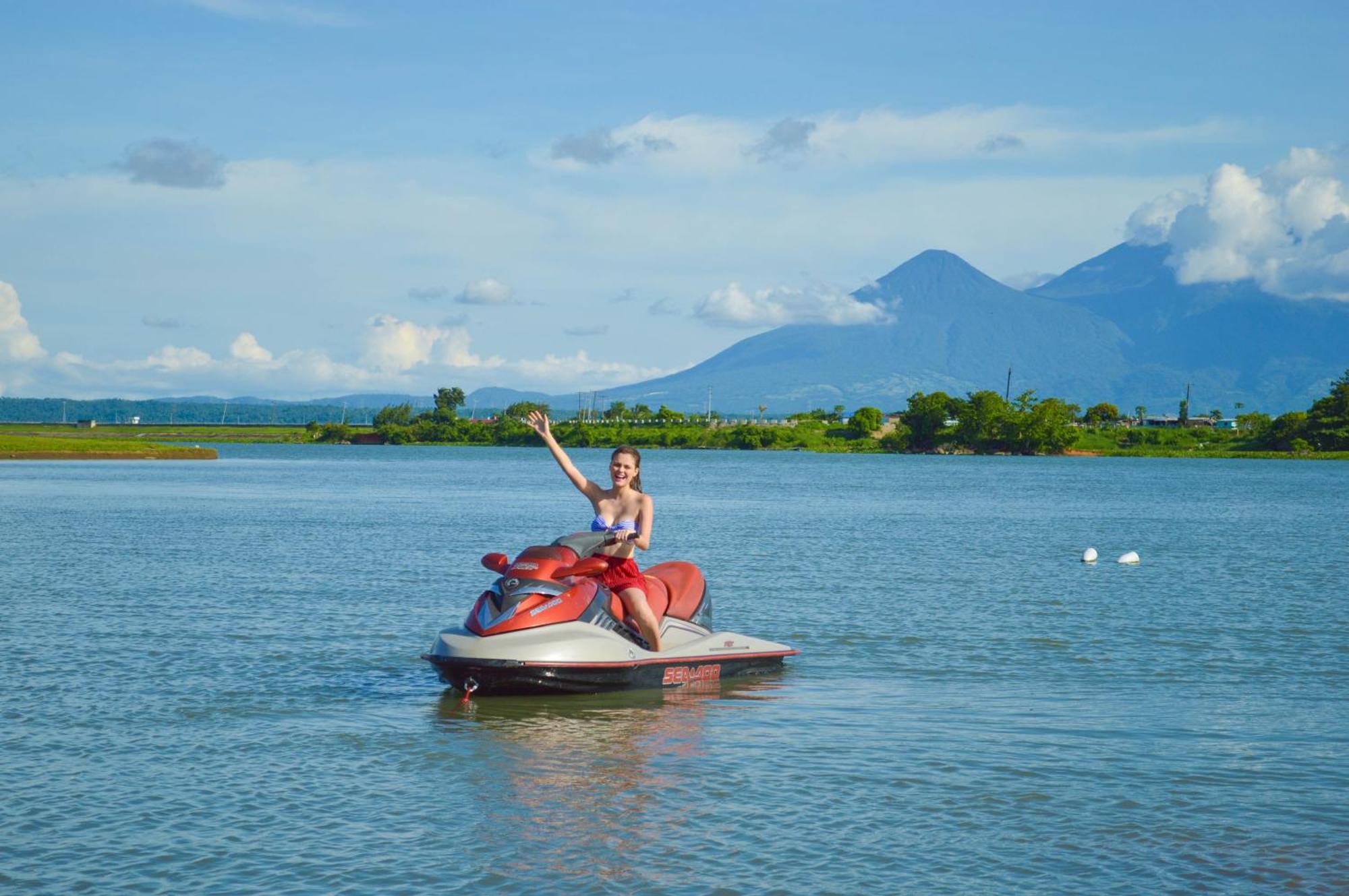Caliraya Resort Club Lumban Экстерьер фото